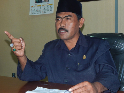 Langkah BK DPRD Jember Usai Syahri Disanksi Gerindra karena Merokok & Main Game