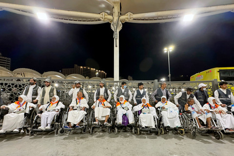 Foto: Menhaj Tinjau Pelayanan Kursi Roda Bagi Jemaah Calon Haji Indonesia