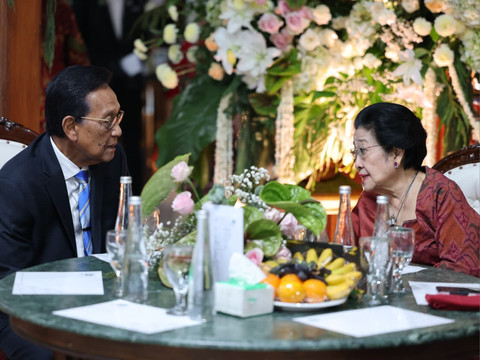 Megawati dan Sri Sultan HB X Hadiri Resepsi Pernikahan Putra Hasto di Yogya