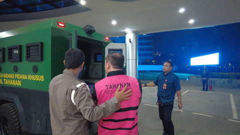 Kejagung Tahan 4 Tersangka Baru Korupsi Izin Tambang Bauksit di Kalbar
