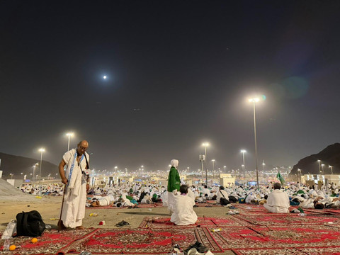 Saat Semua Doa Terlantun di Bawah Langit Malam Muzdalifah