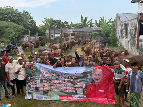 Berbagi Berkah Idul Adha, DPD PDI Perjuangan Jatim Salurkan 485 Sapi Kurban