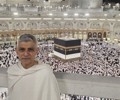 Momen Wali Kota London Pergi Haji: Perjalanan yang Mengubah Hidup