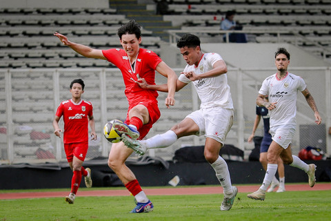Foto: Timnas Indonesia Gelar Internal Game Jelang Piala AFF, Ada Vickery & Baker
