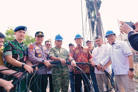Walkot Pekanbaru Agung Nugroho Tertibkan Kabel Fiber Optik