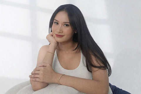 Widya Wirayanti Rilis EP Perdana, The Therapy Called Love: V