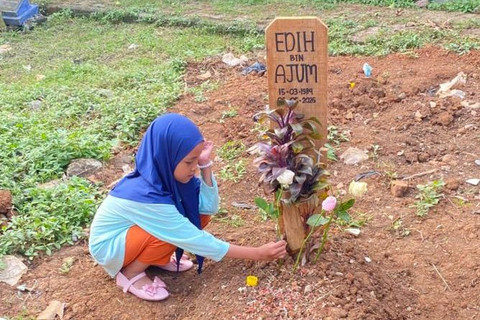 Pilu 2 Anak di Tangerang: Ayah-Ibu Meninggal Ditabrak Taksi,