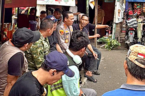 Momen Kapolda Metro & Pangdam Dengar Curhatan Warga di Taman