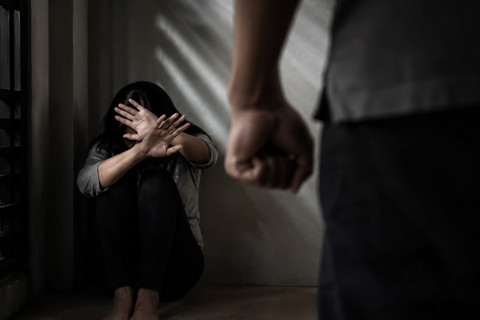 Korban Kekerasan Tidak Lemah, Mereka Sedang Bertahan Hidup