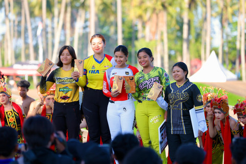 Berkah Ekonomi Warga di Balik Megahnya Banyuwangi BMX Supercross 2026