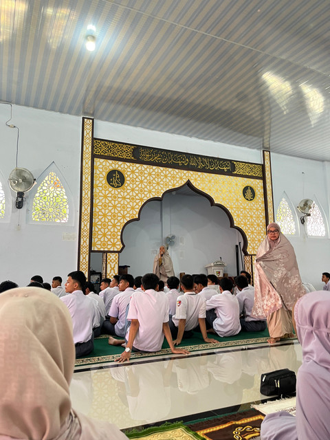 Kurikulum dan Pembentukan Karakter: Mengapa Sekolah Memegang Peran Penting?