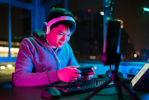 Mengapa Game Kompetitif Masih Menjadi Pilihan Favorit Generasi Muda?