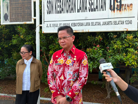 Tinjau SDN Kebayoran Lama 09, Walkot Jaksel Ungkap Penyebab Bangunan Roboh