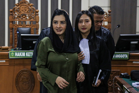 Mantan Bupati Pekalongan Fadia Arafiq Didakwa Korupsi Proyek dan Gratifikasi