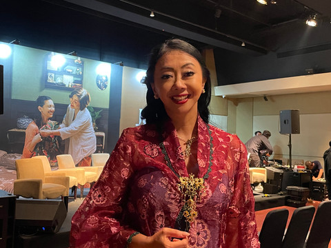 Asri Welas: Kebaya Tak Kuno, Tetap Bisa Tampil Stylish dan Kekinian