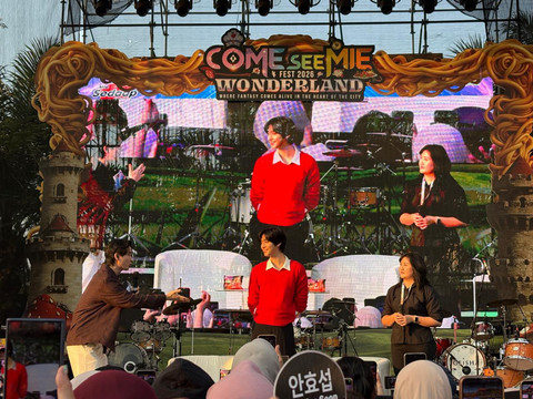 Ahn Hyo Seop Ceritakan Kesan Pertama ke Bandung: Ingin Coba Batagor dan Bahas Perannya di Sold Out On You
