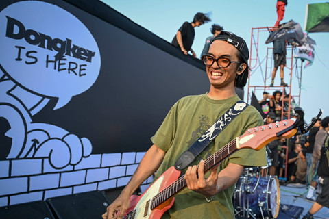 Foto: Dongker Gelar Konser di Priok, Dipadati Ribuan Penonton