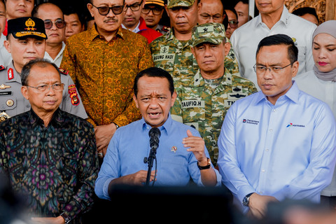 Bahlil Periksa Kebun Sawit yang Diduga Lakukan Aktivitas Tambang - Infolitik
