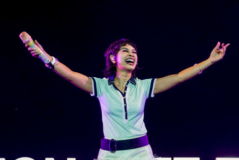 Foto: Andien Guncang Panggung Tomohon Jazz Festival Hari Kedua - Infolitik
