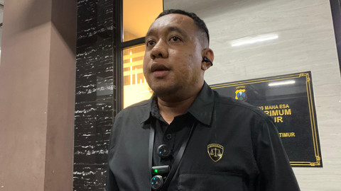 Pengacara Ungkap Kehidupan Dini  & Anaknya Sebelum Dihabisi Suami Sirinya - Infolitik