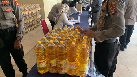 Raup 1 M dari Jual Minyak Goreng Fiktif, Wanita di Kabupaten Bandung Ditangkap