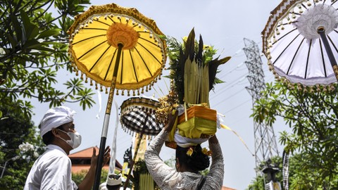 Foto: Persiapan Umat Hindu Sambut Hari Raya Nyepi di Jakarta