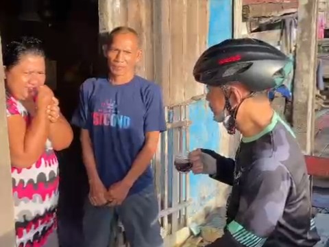Pakai Sepeda, Wali Kota Pontianak Lebaran ke Rumah Warga Tepian Sungai Kapuas