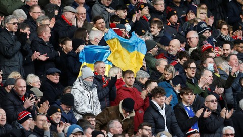 Momen Hangat MU & Watford Imbau Perdamaian Konflik Rusia-Ukraina