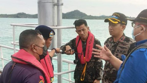 KKP Periksa Kapal Penambang Pasir Timah di Perairan Bangka yang Diduga Melanggar