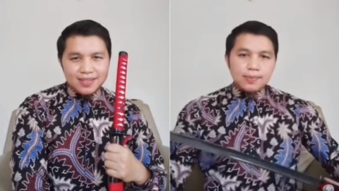 Video Viral Pria Diduga Ancam Menteri Agama Yaqut Qolil Sembari Pamer Samurai