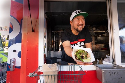 David Choi, Mantan Kurir Makanan yang Sukses Dirikan Bisnis Kuliner “Seoul Taco”