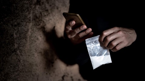 Suami-Istri di Cianjur Jadi Pengedar Narkoba: Punya Sabu, Ganja, hingga Tramadol