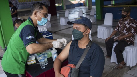 Foto: Vaksinasi Booster di Cilandak