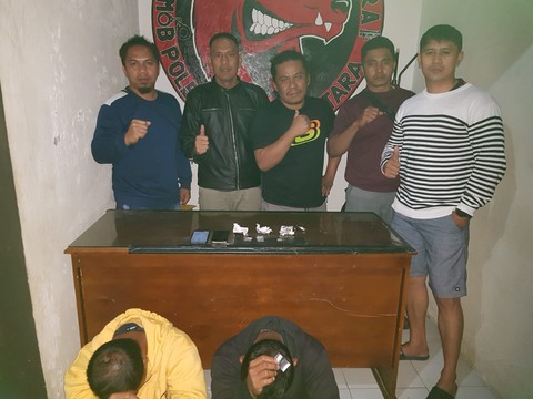 Kedapatan Sedang Bertransaksi Sabu, 2 Pemuda di Ternate Utara Diringkus Polisi