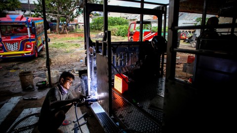Foto: Melihat Bisnis Pembuatan Odong-odong di Tangerang