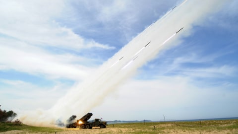 Ilustrasi peluncuran rudal. Foto: Shutter stock