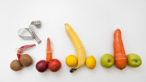 Ilustrasi berbagai ukuran penis dan kondom Foto: Shutterstock