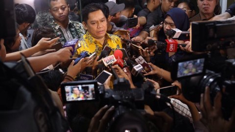 Airlangga Kirim Surat Pengganti Azis Syamsuddin ke DPR Rabu Sore (1)