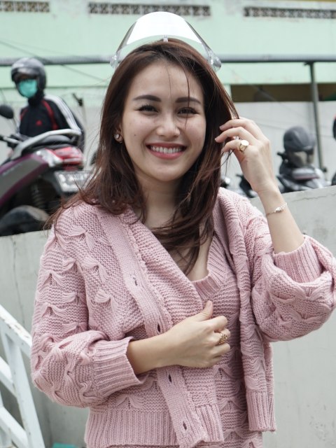 Ayu Ting Ting saat ditemui di kawasan Tendean, Jakarta, Senin (30/11). Foto: Dok. Palevi