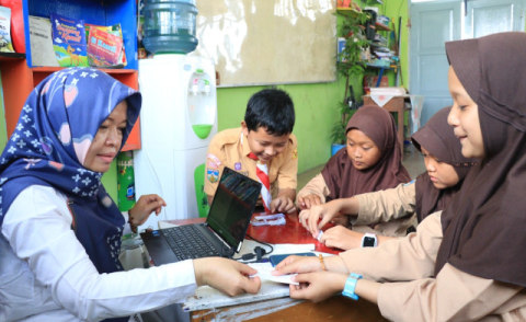 Pilihan Lirik Lagu Menyambut Hari Guru Nasional 25 November Kumparan Com