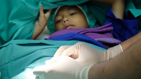 Ilustrasi sunat anak laki-laki. Foto: Casa nayafana/Shutterstock