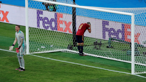 Spanyol vs Swedia: Alvaro Morata Memble, La Roja Ditahan Imbang 0-0 (3)