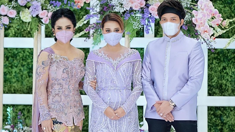5 Berita Populer: Vicky Prasetyo Temui Mantan; Kisah di Balik Kebaya Krisdayanti (3)