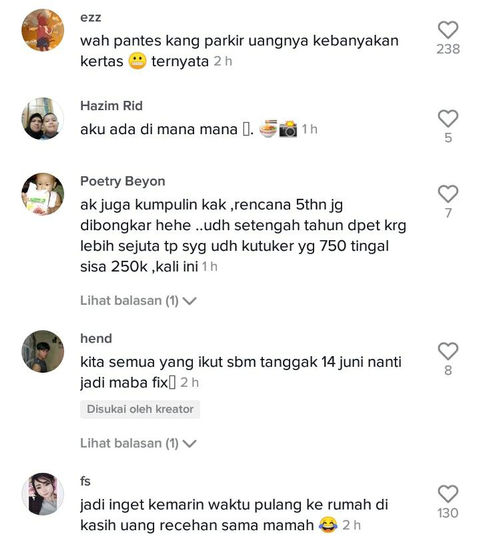 Satu Keluarga Bongkar Celengan Koin Selama 5 Tahun, Isinya Capai Puluhan Juta (1)