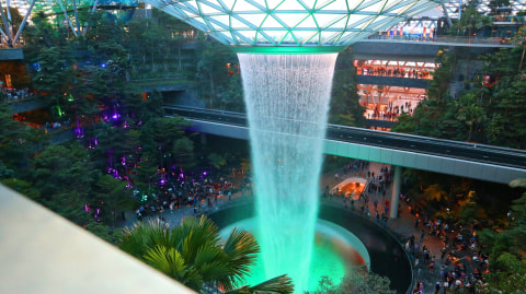 HSBC Rain Vortex Foto: Helinsa Rasputri/kumparan