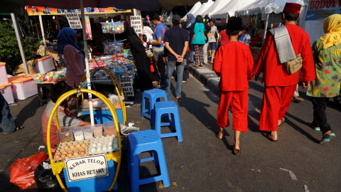 Pedagang makanan tradisional Betawi di Festival Bongsang 2 Pasar Minggu. Foto: Irfan Adi Saputra/kumparan