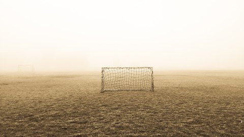 Viral Penonton Berkerumun saat Polisi di Medan Tanding Futsal