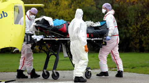 Kabar Corona Dunia: AS Izinkan Pfizer, Belanda Lockdown Ketat Jelang Natal (3)