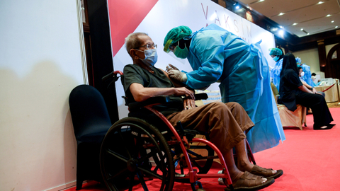 Sampai 27 April RI Baru Suntikan 19 Juta Dosis Vaksin, Juli Target 70 Juta Orang (1)
