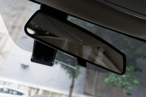 Spion day and night DFSK Glory i-Auto Foto: Aditya Pratama Niagara/kumparan